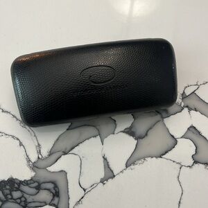 Oscar De Le Renta Black Sunglasses Case